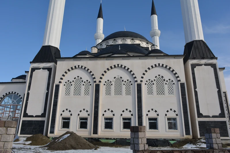 Cami doğal taş dış cephe uygulaması #111