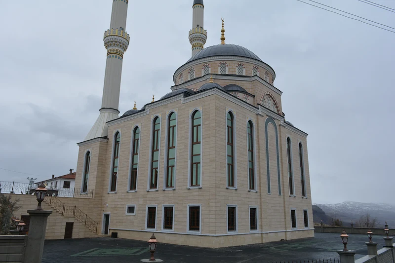 Cami doğal taş dış cephe uygulaması #138